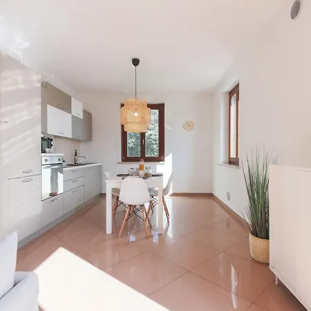Appartamenti Orchidea E Glicine Sommacampagna Exterior foto